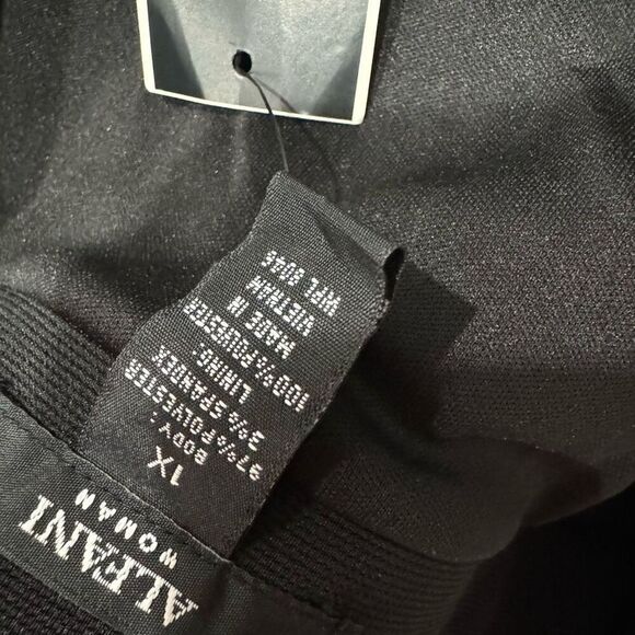 New Alfani black skirt size 1x - Picture 6 of 6